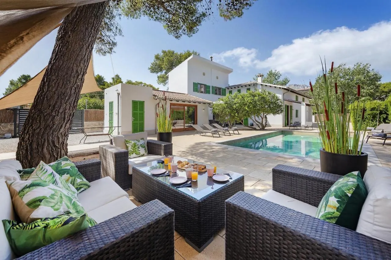 Stunning Villa C'An Payeras ポルト・ダ・ポリェンサ